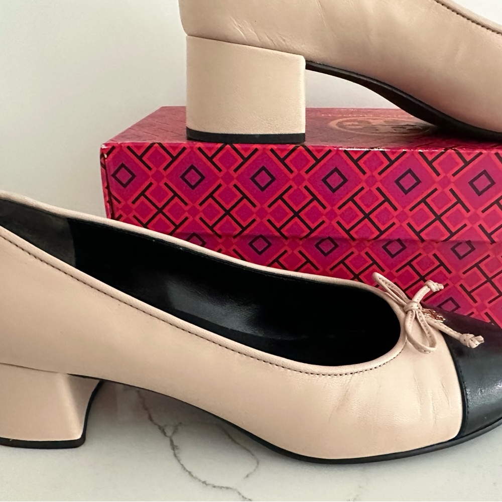 Tory Burch Two-Tone Blush Pink and Black Block Heel Flats - Picture 8 of 10